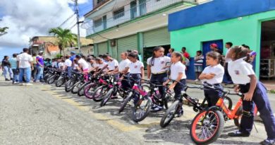 Más de 800 niños disfrutan del Plan Pedaleando por Buroz en Miranda