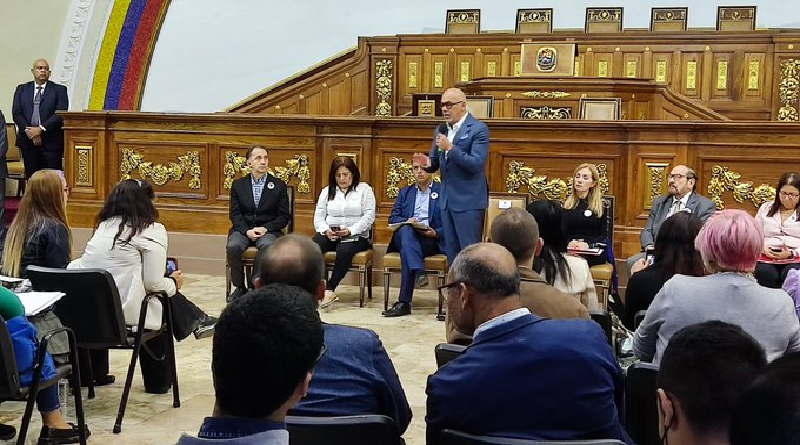 Realizan consulta pública para Ley de Atención a personas que se encuentran en el espectro Autista