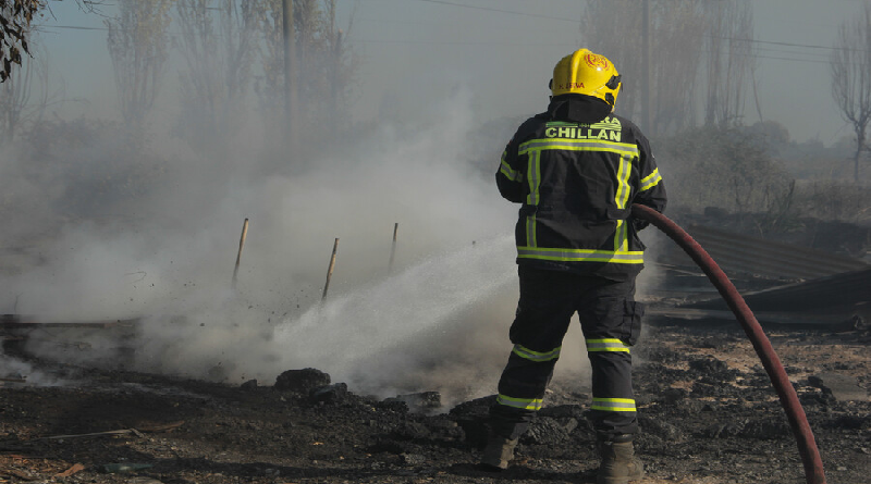 Chile reporta 39 incendios forestales y siete comunas evacuadas