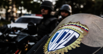 CICPC captura a dos individuos por falsificar permisos sanitarios