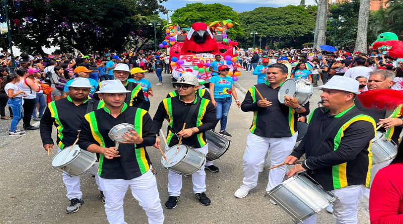 Presidente Maduro invita al pueblo a disfrutar de los Carnavales Felices 2024
