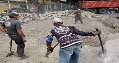 Escuadrón Caza Huecos realiza reparación en parroquias de Caracas