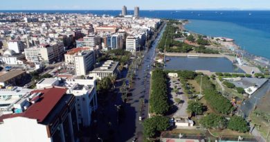 Ciudad turca de Alejandreta se inunda por subida del mar tras devastadores terremotos