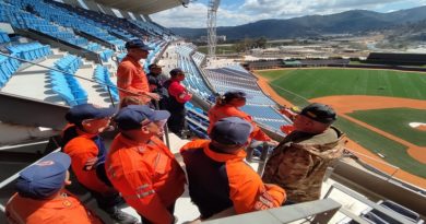Inspeccionan protocolos de emergencias y vulnerabilidad en Estadio Monumental Simón Bolívar