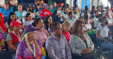 Lideresas realizan encuentro en defensa de la protección integral a la mujer
