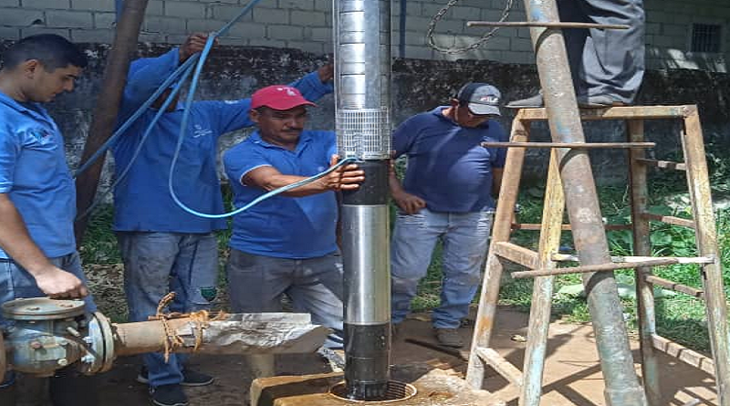 Hidrollanos realiza obra para garantizar vital líquido a población de Apure