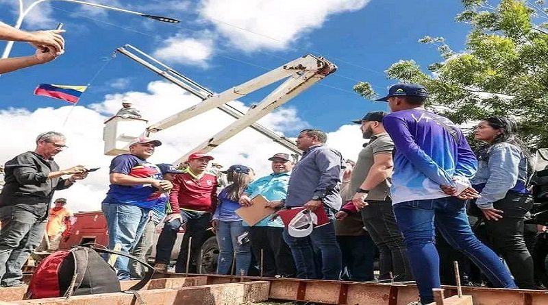 Modernizan avenidas de Punto Fijo en el estado Falcón