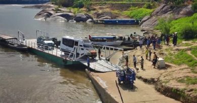 La gabarra Chejeru recorre los ríos de Amazonas después de 10 años inactiva