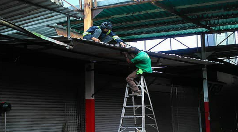 Continúan trabajos de rehabilitación y adecuación en Mercado Municipal Guaicaipuro