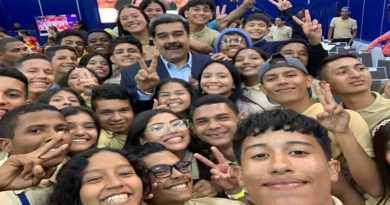 Jefe de Estado: «Juventud de Venezuela debe ser un semillero científico con valores patrióticos»