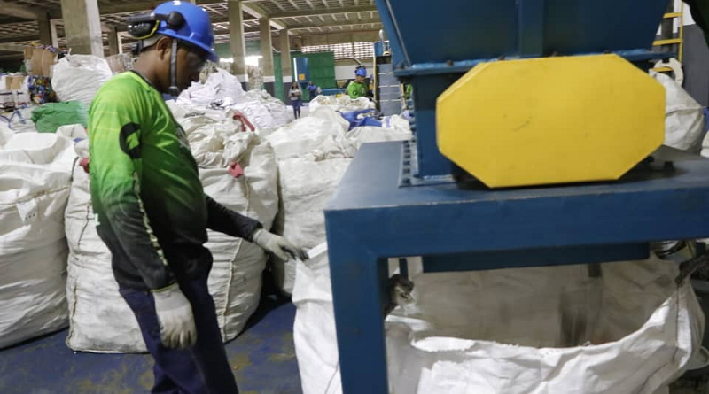 Planta de Reciclaje produce plástico para la atención social y comercialización en Anzoátegui