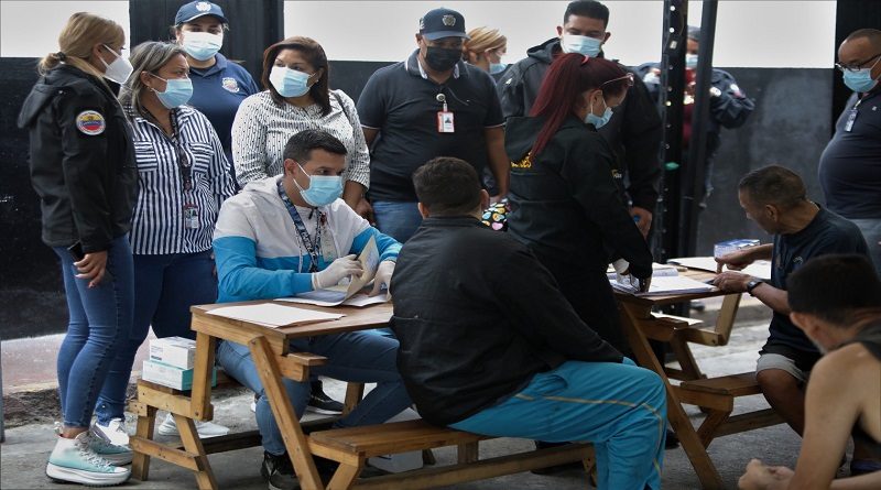 Privados de libertad fueron atendidos con jornada médica asistencial en Caracas