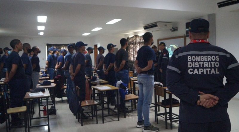 Bomberos aeronáuticos acompañarán despliegue Carnavales Seguros en Nueva Esparta