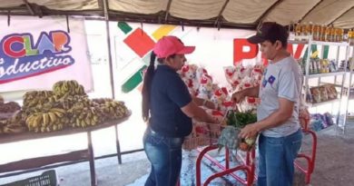 Entregan proteínas en Ciudad Tavacare de Barinas