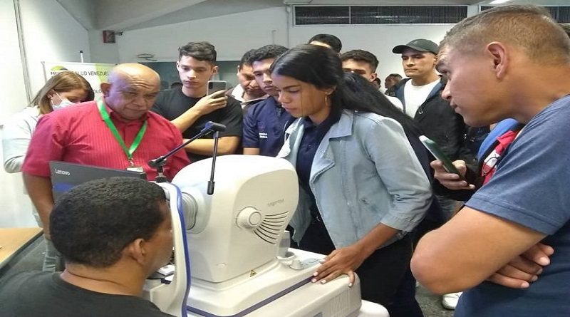 Vensalud realiza inducción de reparación y mantenimiento de equipos en alianza con China