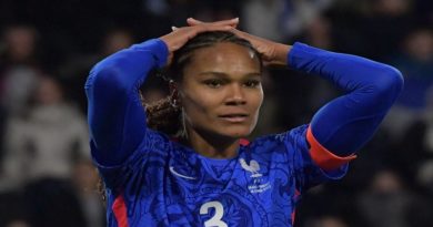 Polémica en fútbol francés por retiro de jugadoras de selección