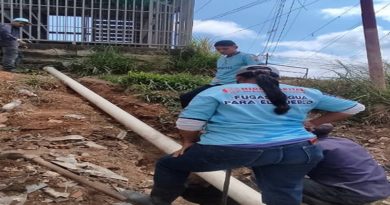 Colocan colector de aguas servidas en Antímano