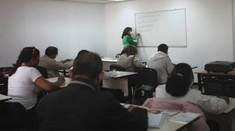 Unexee inicia Diplomado de Gestión Energética 