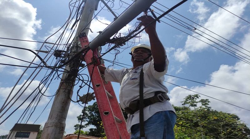 Cantv rehabilita servicio de telecomunicaciones a suscriptores en Mérida