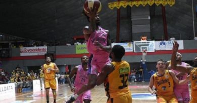 Realizan tercera jornada de la Superliga de Baloncesto 2023