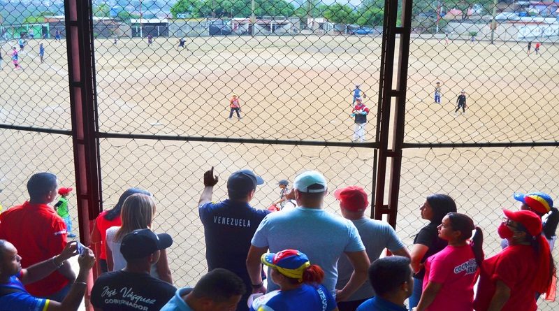 Inician labores de rehabilitación del estadio Pablo Chingo Montes en Guárico
