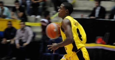 Panteras conquista su tercera victoria al vencer 74-73 a Spartans DC
