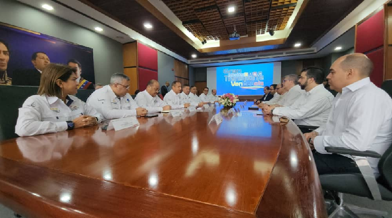 Firman acuerdo de integración técnica para garantizar eficiencia en procesos portuarios