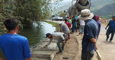 Continúan los trabajos de reconstrucción del muro de contención en el Canal de Caratal