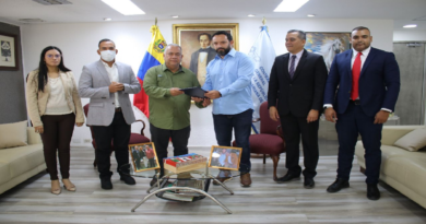 Municipio Jáuregui del Táchira entrega Informe de Trabajo al contralor general de la República