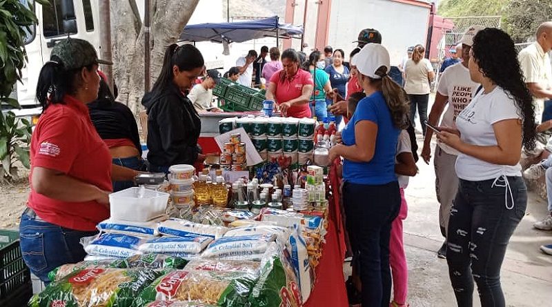 Realizan Feria del Campo Soberano para favorecer a dos mil 546 familias en Caracas
