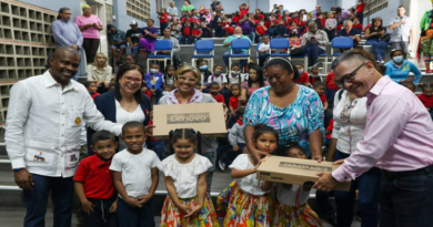Embajador de la República de Haití visitó escuelas en Caracas
