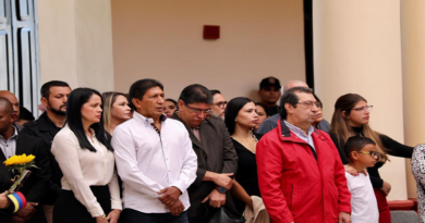 En el Cuartel de la Montaña realizan cañonazo en honor al Comandante Chávez 2