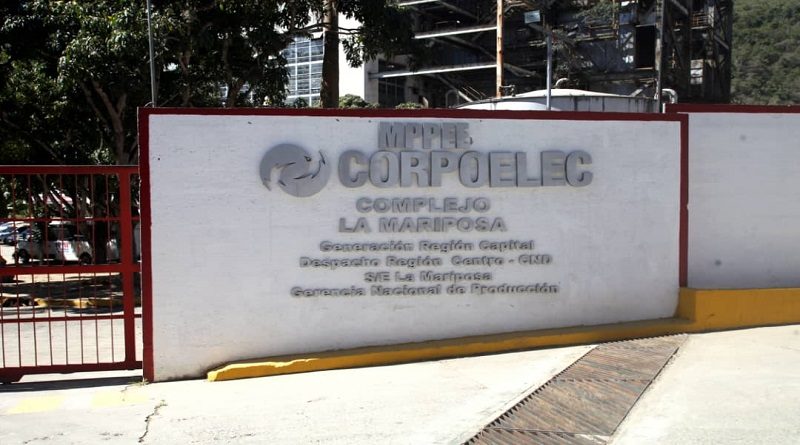 Entregan 30 mil luminarias y más de 400 transformadores para atender casos del 1x10 del Buen Gobierno