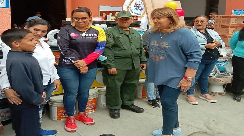 Más de 13 mil escuelas cuentan con el 100% de materiales para su rehabilitación integral
