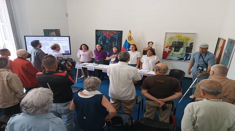 Centro de Estudios Simón Bolívar rindió homenaje a las mujeres en su Día