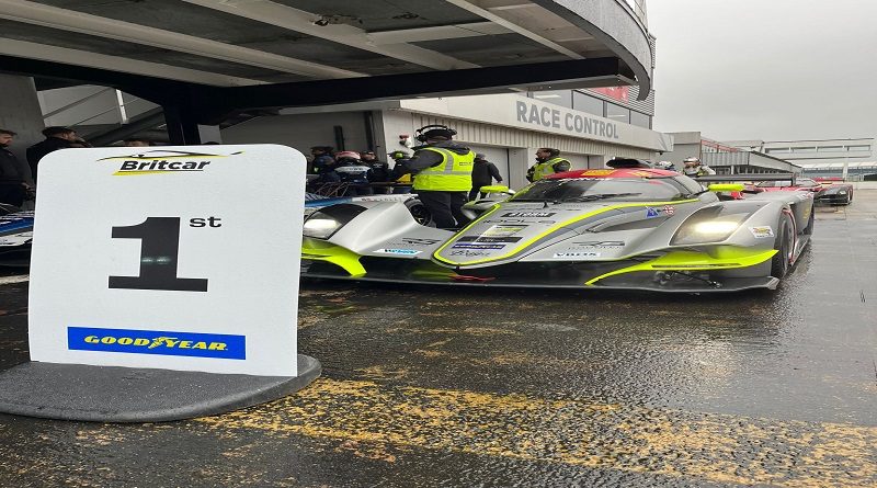 Rodolfo "Speddy" González volvió a las pistas con triunfo en Silverstone