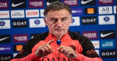 Entrenador Christophe Galtier dice desconocer si Messi seguirá en el PSG