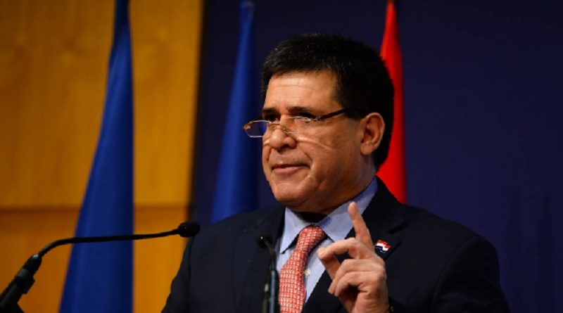 Fiscalía paraguaya abre investigación contra expresidente Cartes y actual vice Velázquez