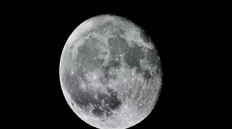 Captan el momento exacto en que un meteoroide choca contra la Luna
