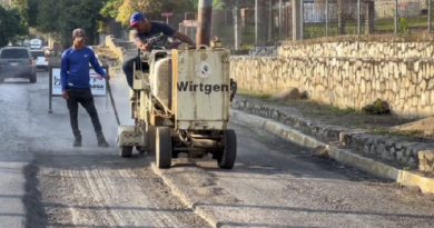 Supervisan trabajos de rehabilitación en la vía Ocumare de la Costa