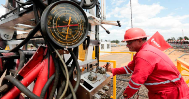 Ministro Tellechea sostiene reunión con fuerza laboral de Pdvsa para desarrollar trabajo conjunto