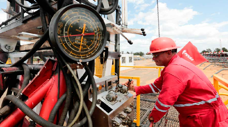 Ministro Tellechea sostiene reunión con fuerza laboral de Pdvsa para desarrollar trabajo conjunto