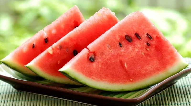 Consumir patilla ayuda a mantener el cuerpo hidratado además de otros beneficios