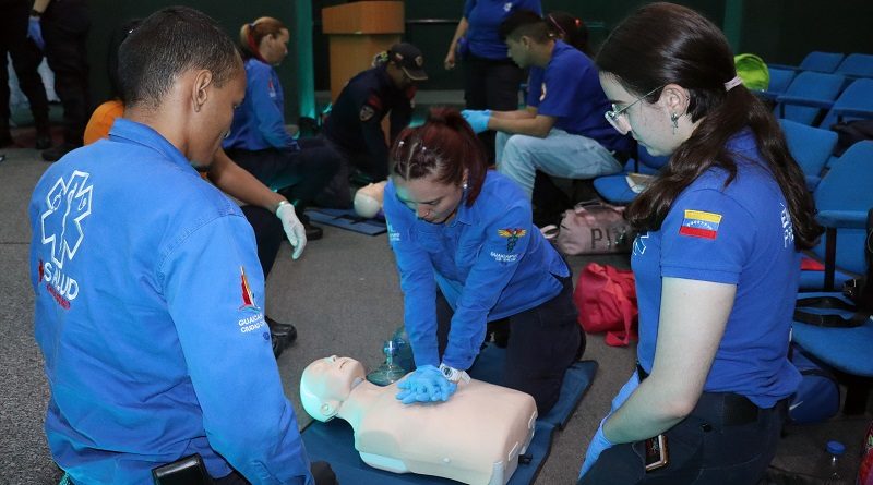 Sistema +Salud Guaicaipuro dictan taller de reanimación cardiopulmonar en Los Teques