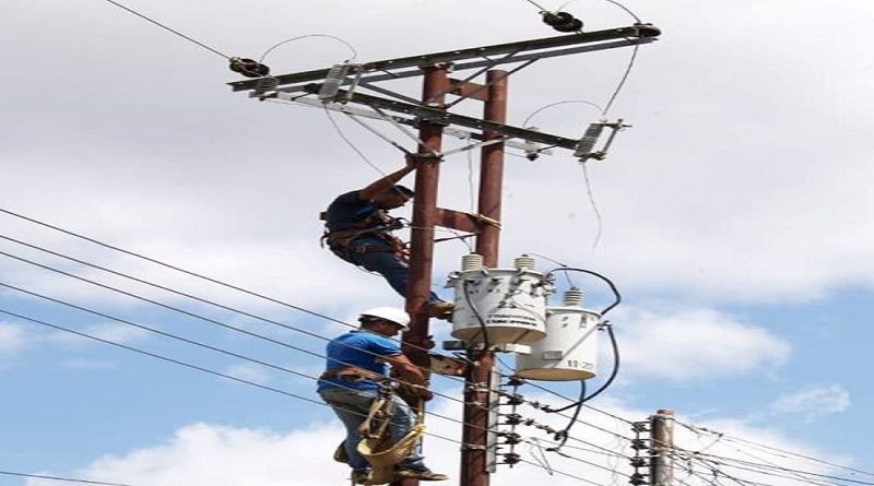 Favorecen con servicio eléctrico a 130 familias en Santa María de Ipire estado Guárico