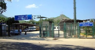 Rehabilitan Terminal de Choroní para Semana Santa 2023
