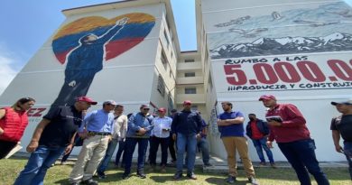 Inspeccionan avance de obras en urbanismo Terrazas de Cinco Águilas en Mérida