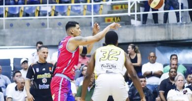 Trotamundos defendió su feudo al vencer 80-74 a los Gaiteros