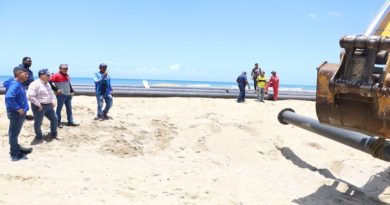 Avanzan trabajos de construcción de tubería submarina en Caruao estado La Guaira