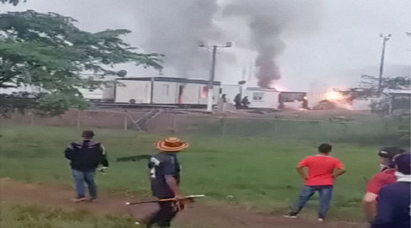 Al menos dos fallecidos en protesta entre campesinos y policías al sur de Colombia